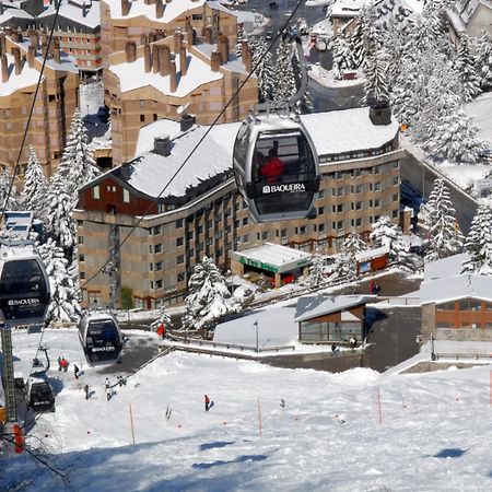 Tuc Blanc Hotel Baqueira Beret Bagian luar foto
