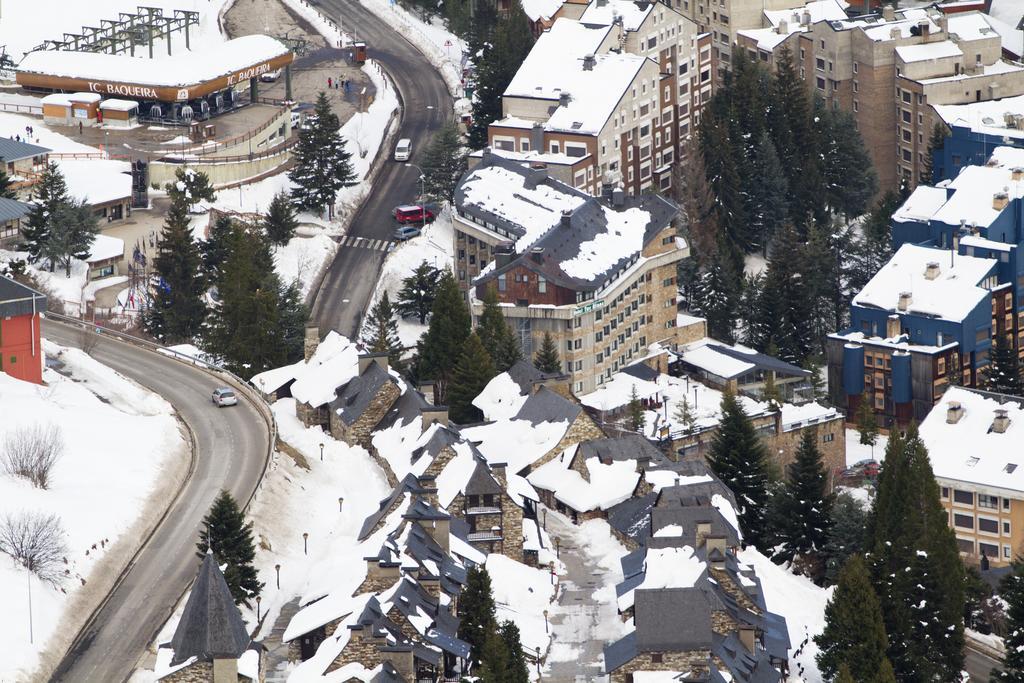 Tuc Blanc Hotel Baqueira Beret Bagian luar foto